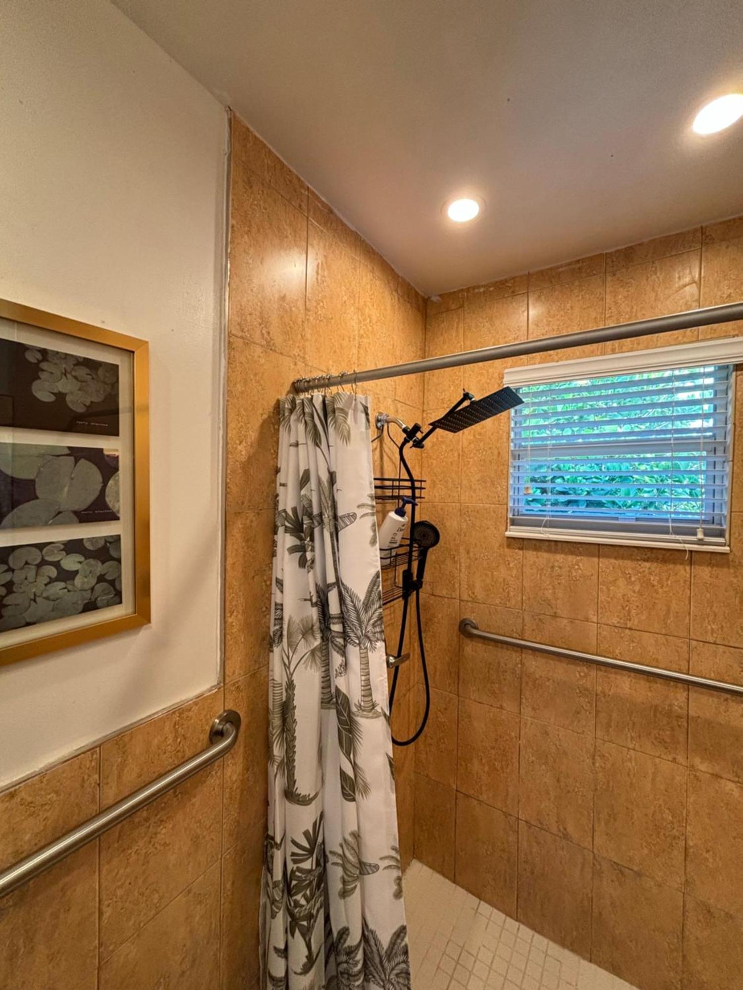 Deluxe Room In Best Location Miami In A 2 Bedrooms Unit - Parking, Laundry And Luggage Storage Exterior foto