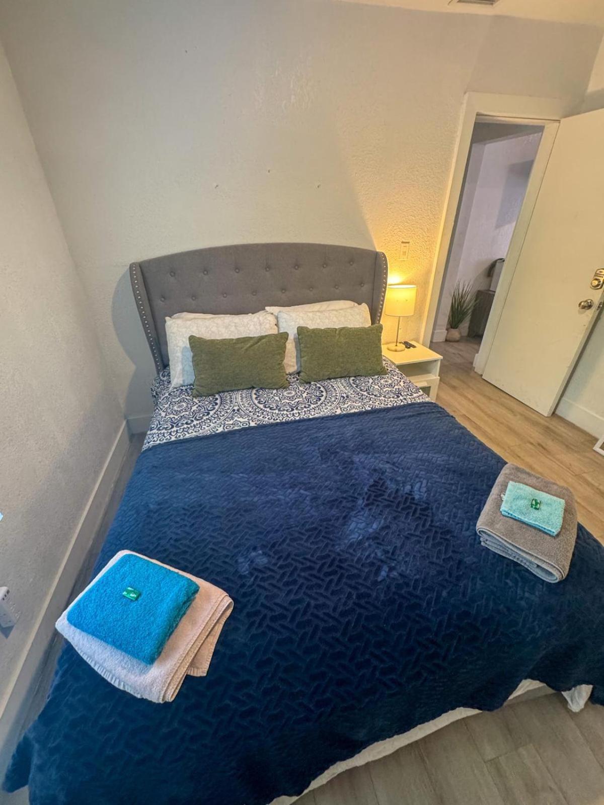 Deluxe Room In Best Location Miami In A 2 Bedrooms Unit - Parking, Laundry And Luggage Storage Exterior foto